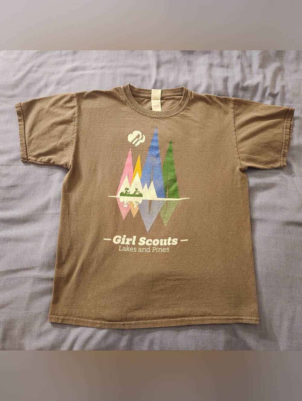 Girl Scouts Youth XL Lakes and Pines Graphic Tee with Colorful Peaks